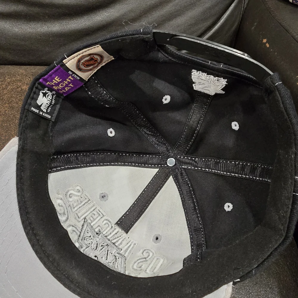 Vintage STARTER Black and Gray Los Angeles Kings Hat - Picture 4 of 5